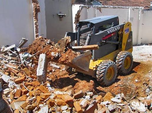 Remoção de entulhos e bota-fora